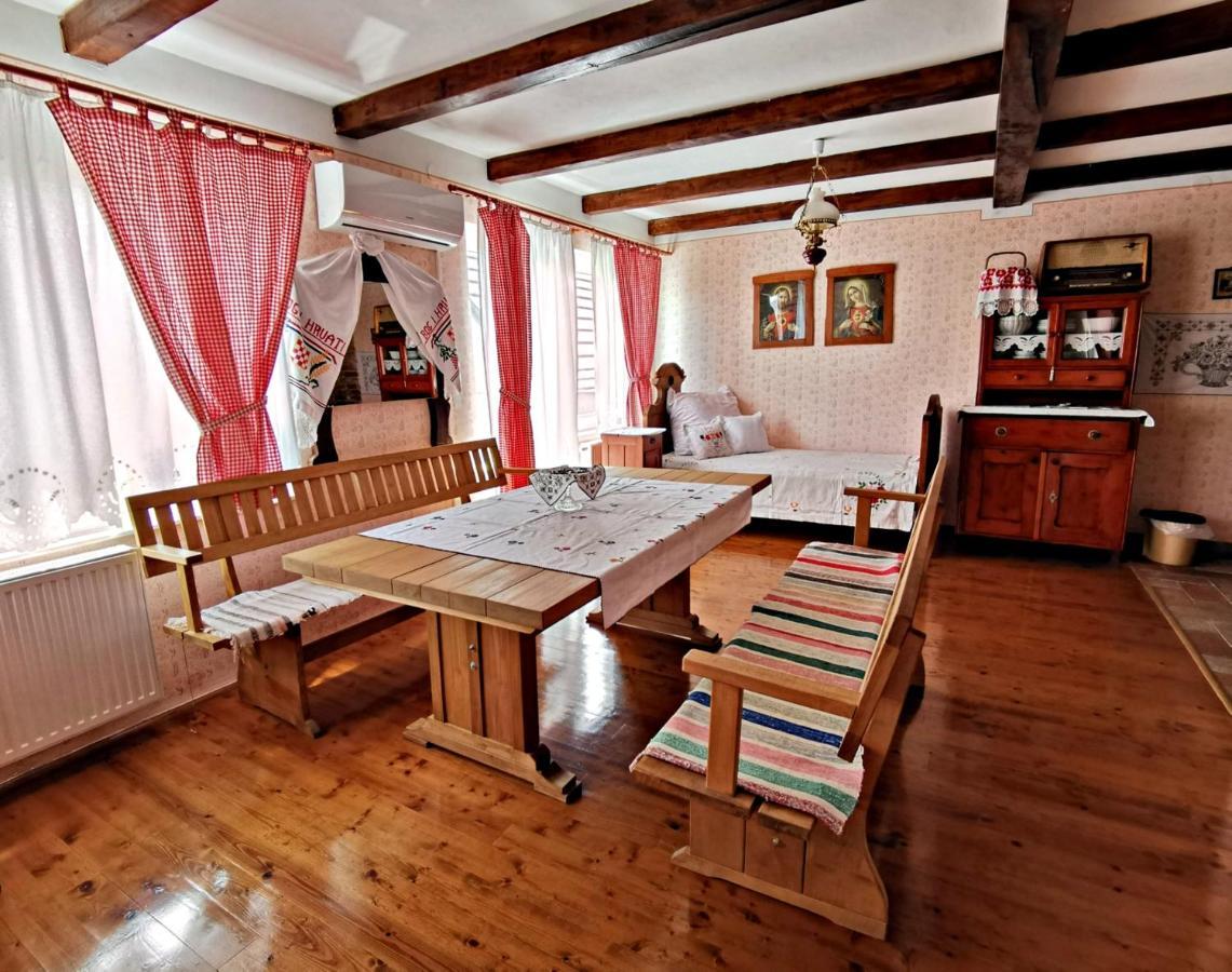 Pleternica Apartment Slavonska Kuca מראה חיצוני תמונה